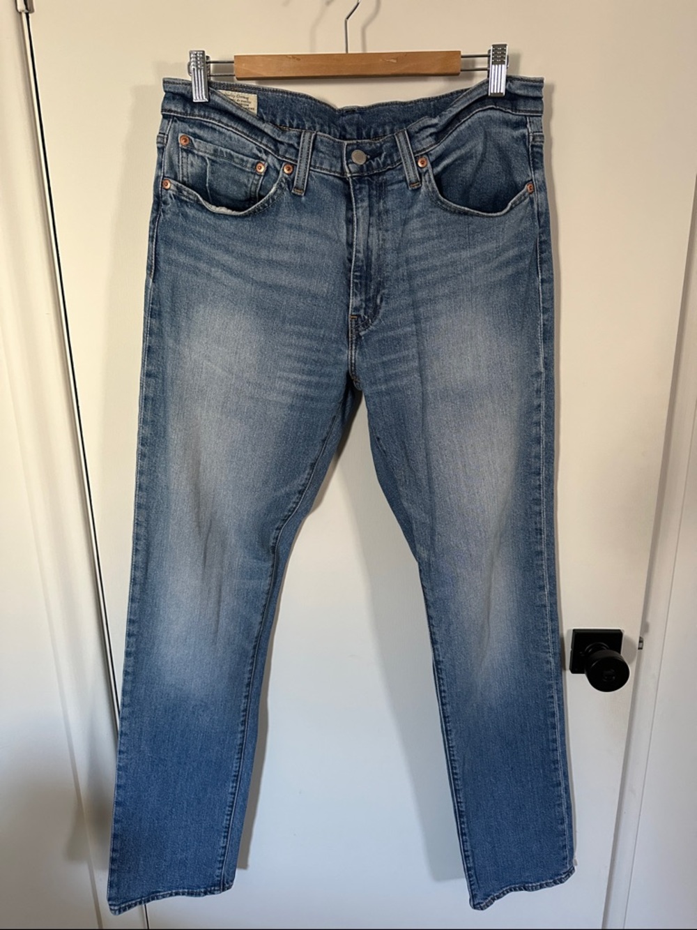 Levi's Men's Light Blue Straight Jeans
